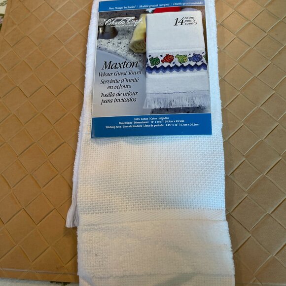 Charles Craft Maxton Velour Guest Towel for Counted Cross Stitch White - Picture 2 of 4